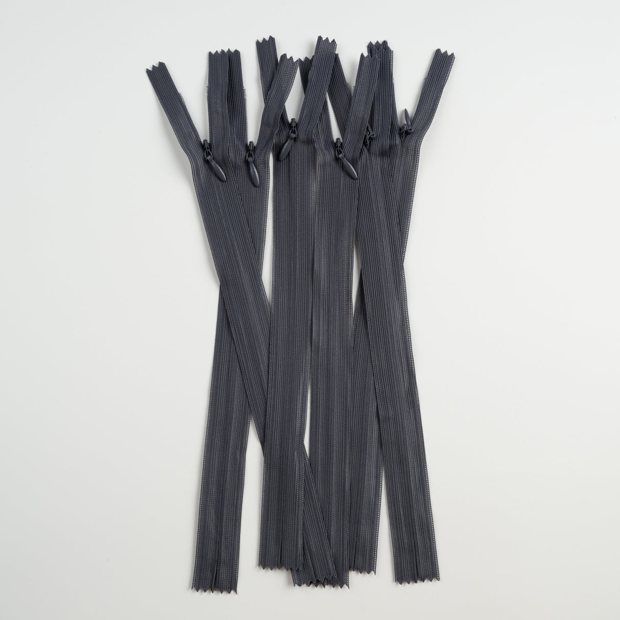 Invisible Nylon Zip 25cm