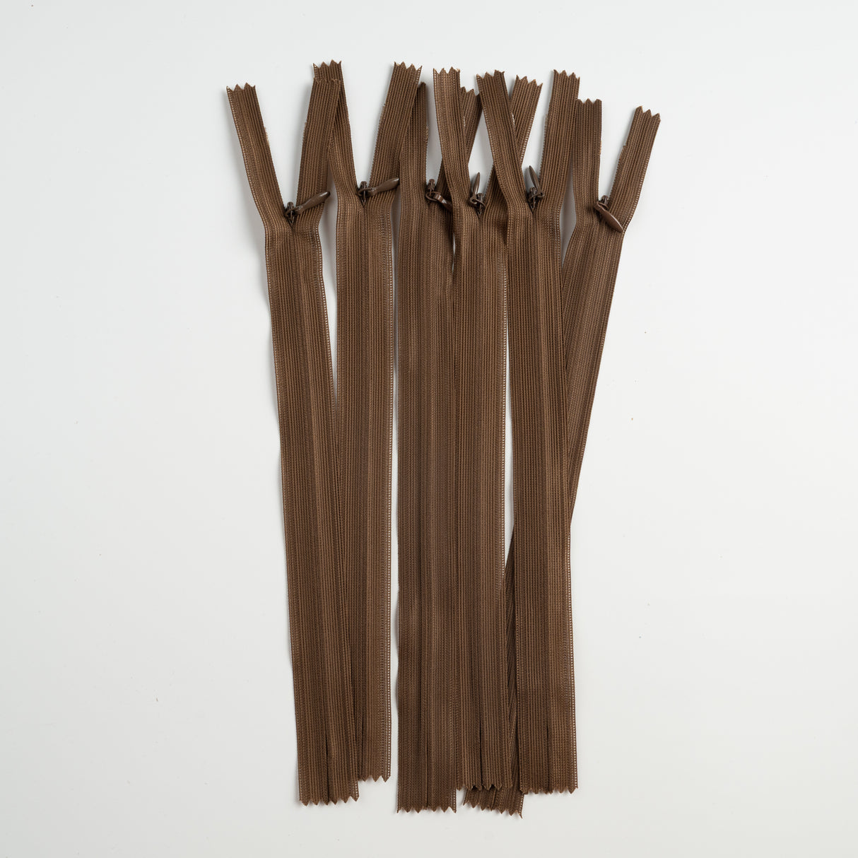 Invisible Nylon Zip 25cm