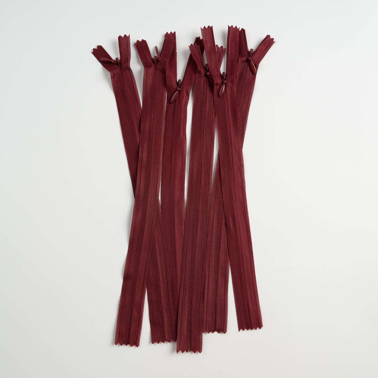 Invisible Nylon Zip 25cm