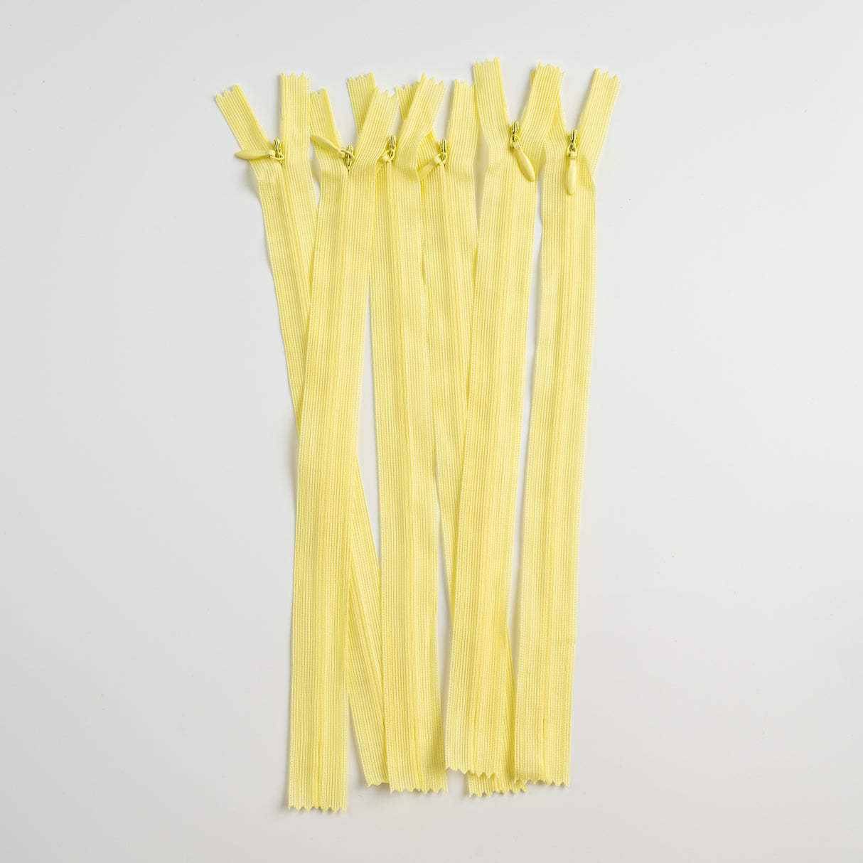 Invisible Nylon Zip 25cm