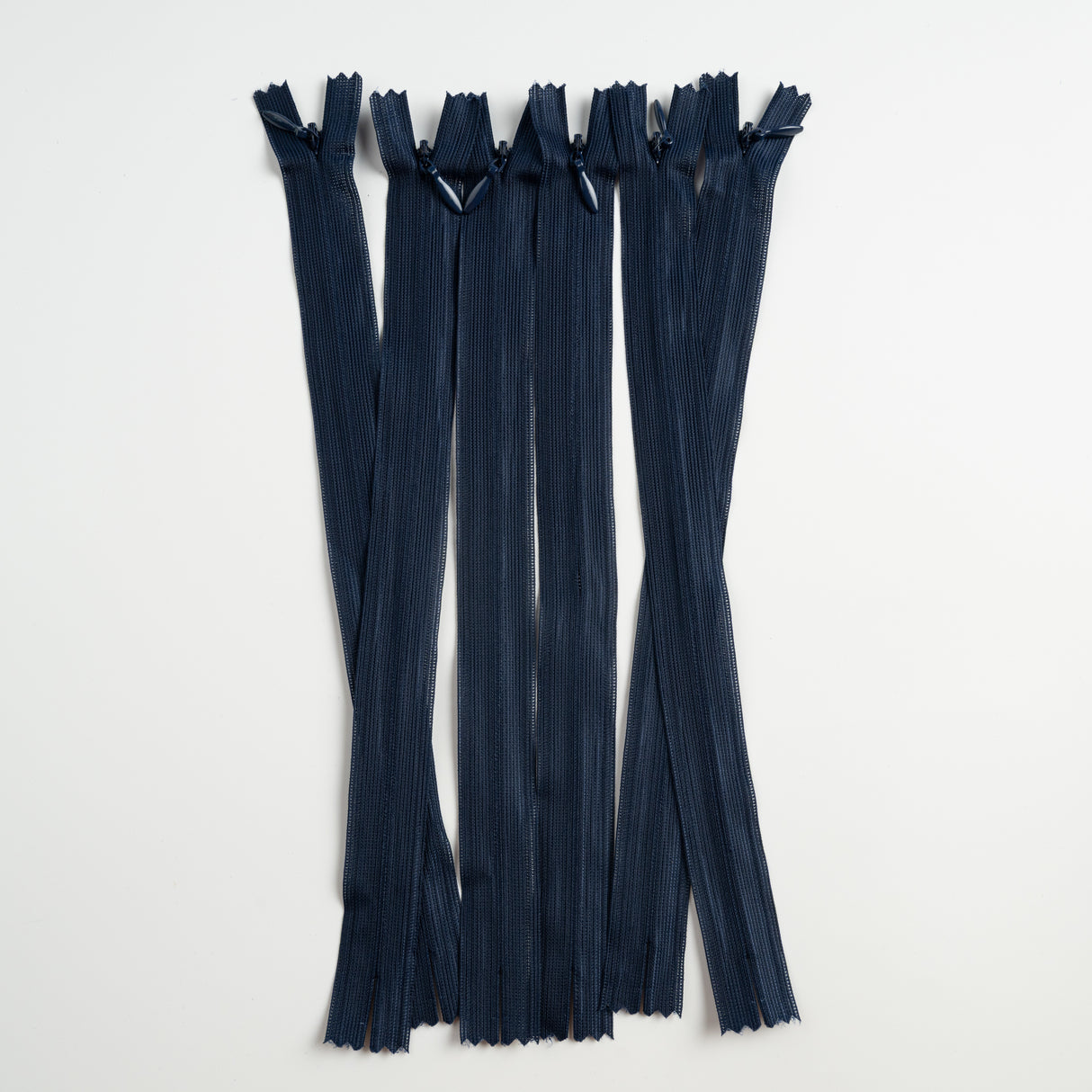 Invisible Nylon Zip 25cm