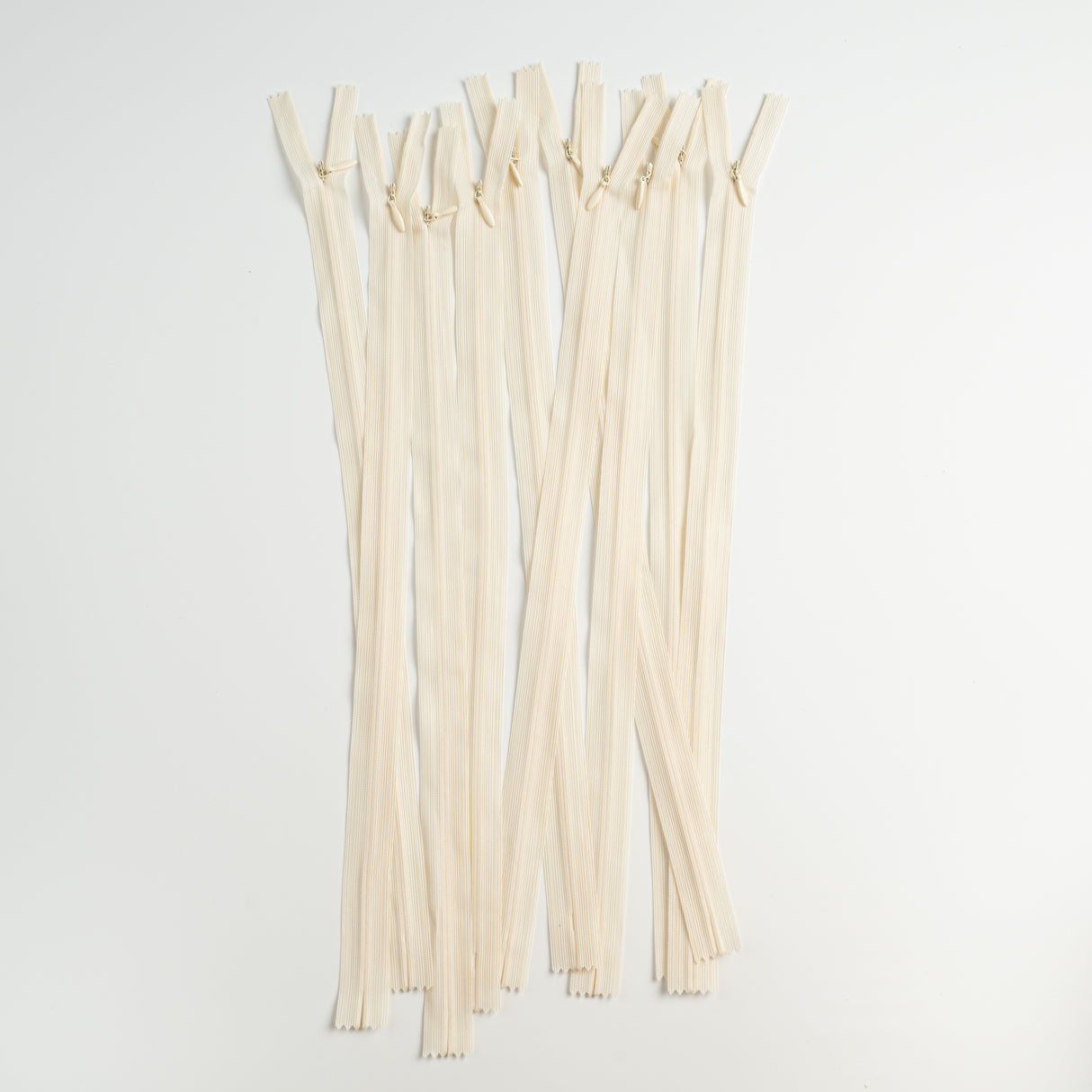 Invisible Nylon Zip 40cm